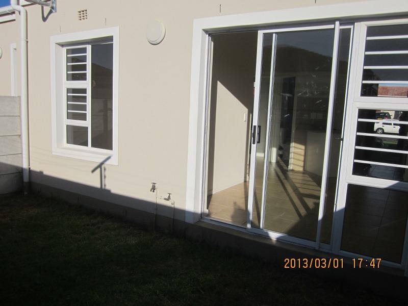 To Let 2 Bedroom Property for Rent in Highbury Western Cape